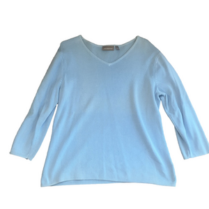 croft and barrow light blue v neck sweater blouse  with 3/4 sleeve